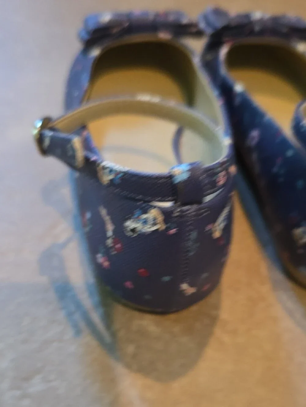 Disney Janie And Jack Girl's Navy Floral Bow Ankle-Strap Flats. Size 13